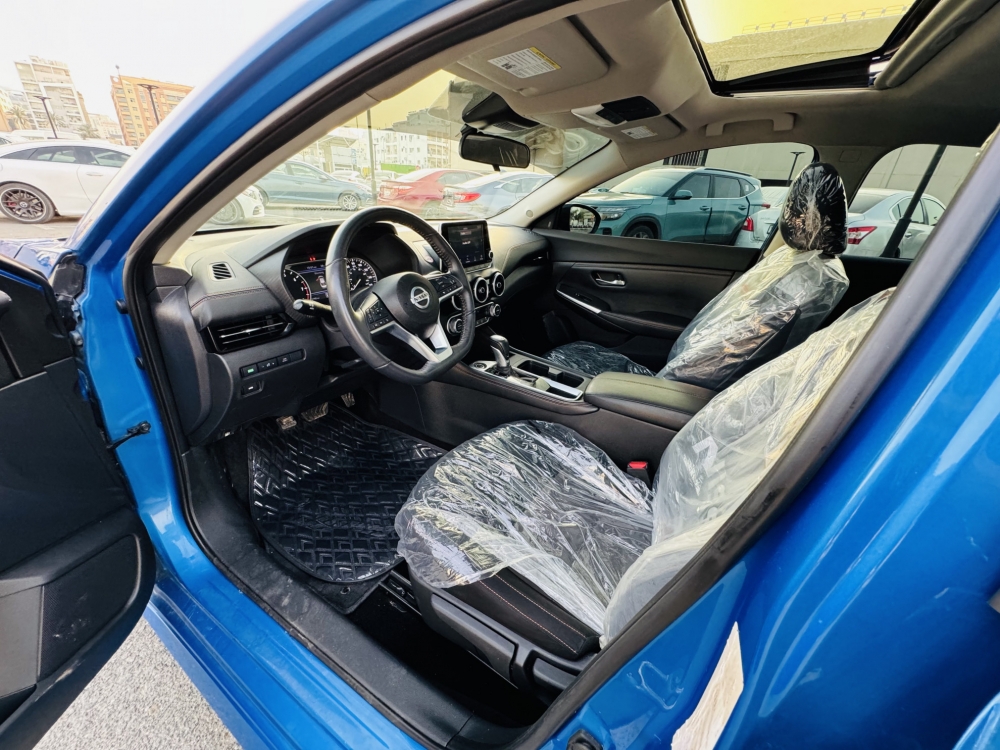 Blu Nissan Sentra 2022