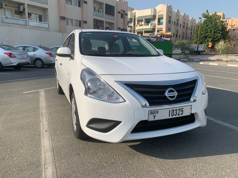 White Nissan Sunny 2023
