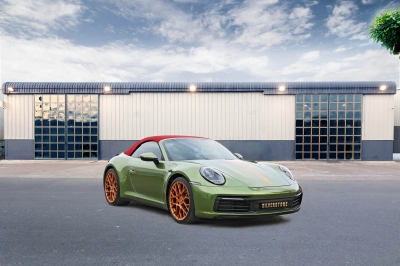 Rent Porsche 911 Carrera S Spyder 2022