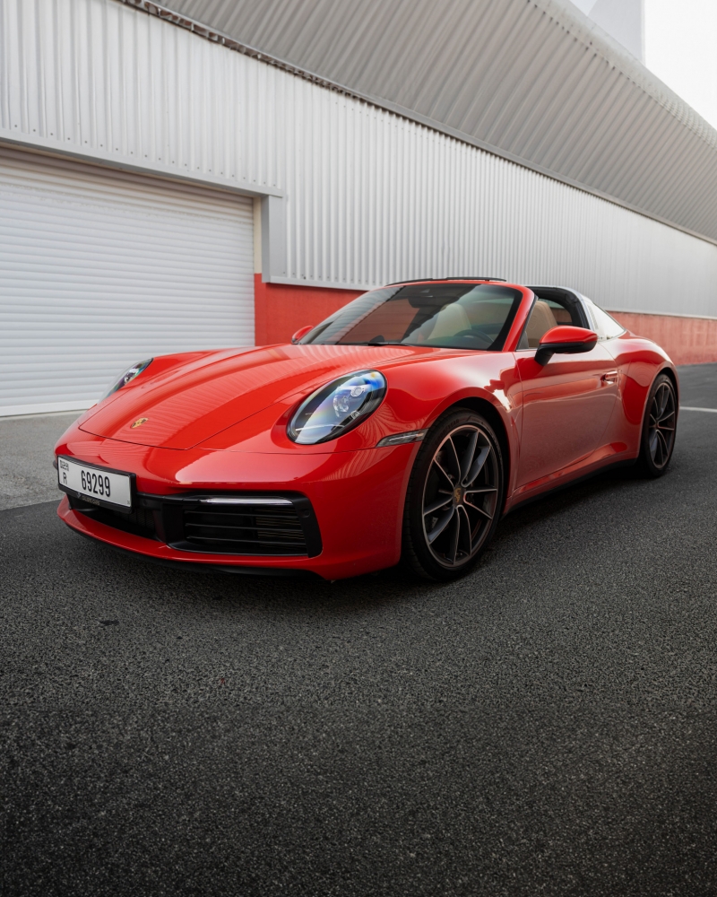 Rosso Porsche 911 Targa 4 GTS Spyder 2024