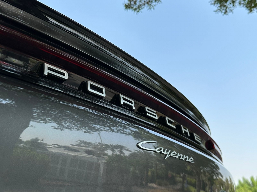 Metallic Grey Porsche Cayenne Coupe Platinum 2024