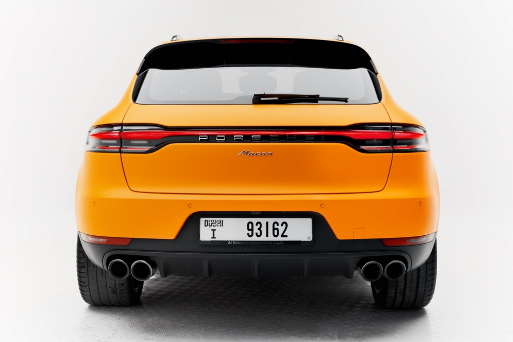 Orange Porsche Macan 2020