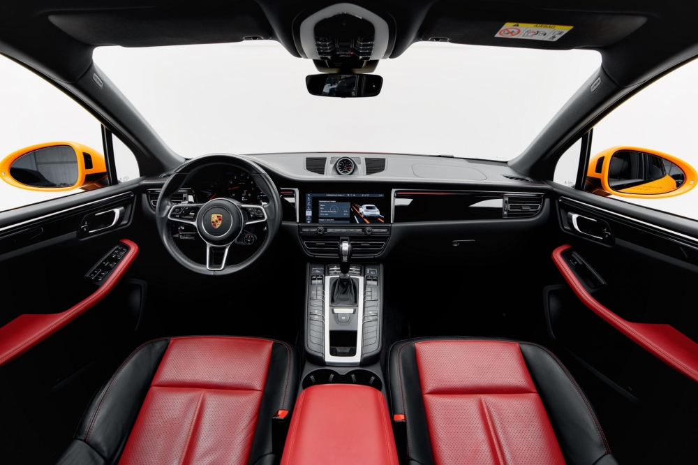 Arancia Porsche Macan 2020