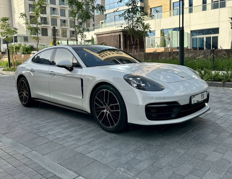 White Porsche Panamera 2023