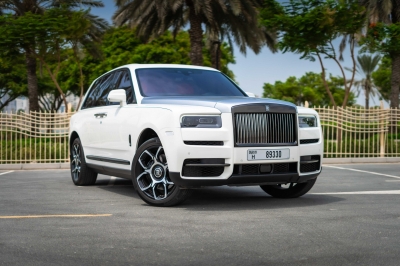 Rent Rolls Royce Cullinan Siyah Rozeti 2022