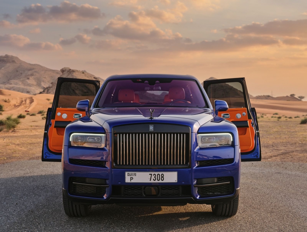 Blauw Rolls Royce Cullinan 2022