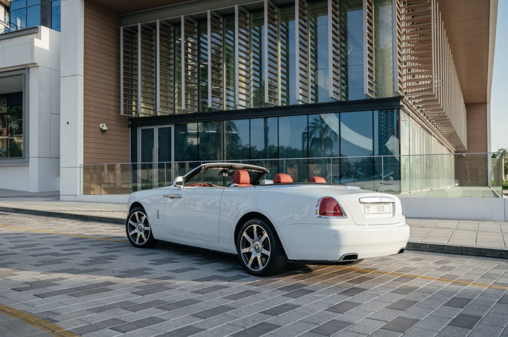 Blanco Rolls Royce Amanecer 2018