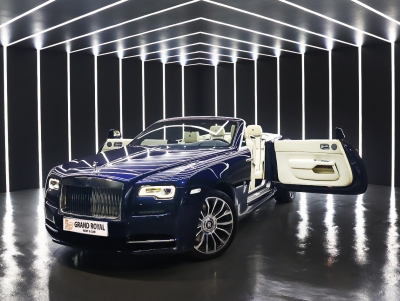 Rent Rolls Royce Dawn 2020