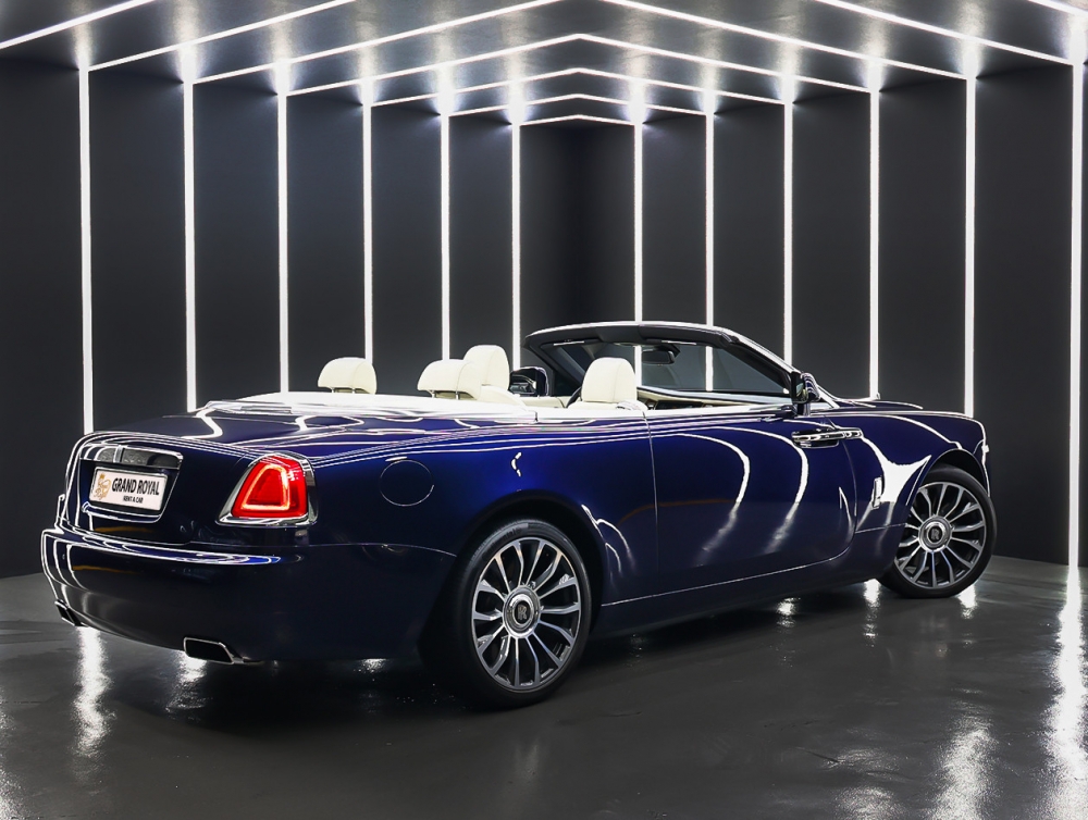 Blue Rolls Royce Dawn 2020