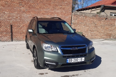 Rent Subaru Förster 2018