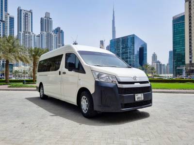 Rent Toyota Hiace 13 Seater 2019