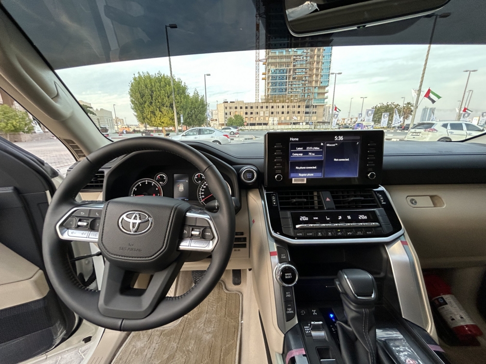 White Toyota Land Cruiser EXR V8 2024