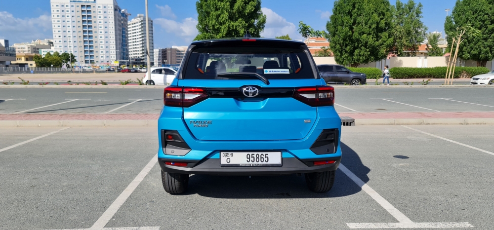Mavi Toyota Yükselt 2023