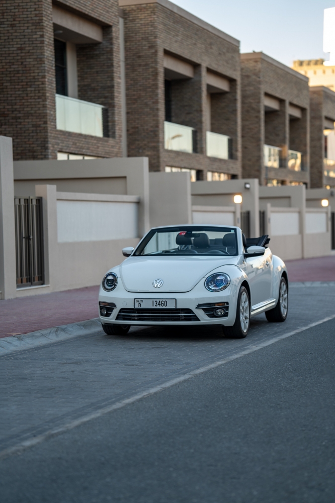 blanc Volkswagen Beetle Turbo Convertible 2019