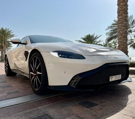 Location Aston Martin Avantage 2019 dans Dubai