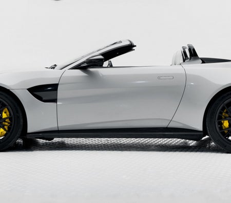 Rent Aston Martin Vantage 2021 in Dubai