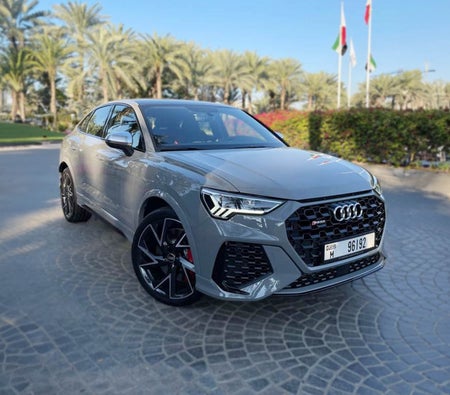 Miete Audi RS Q3 2022 in Dubai