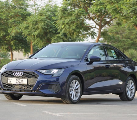 Affitto Audi A3 2023 in Sharja