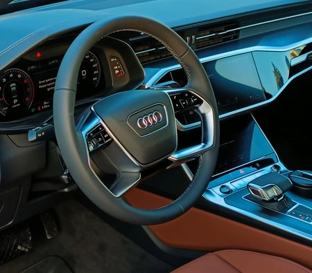 Alquilar Audi A6 2024 en Dubai