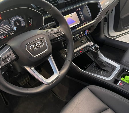 Alquilar Audi RS Q3 2021 en Dubai