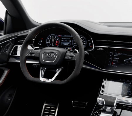 Kira Audi RS Q8 2021 içinde Dubai