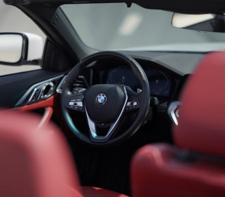 Affitto BMW Kit M convertibile 430i 2023 in Dubai