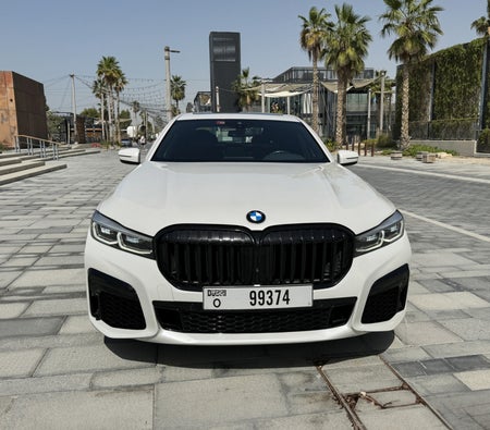 Аренда BMW 740Li M Комплект 2021 в Дубай
