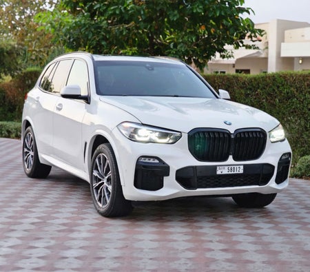 Location BMW X5 2023 dans Dubai