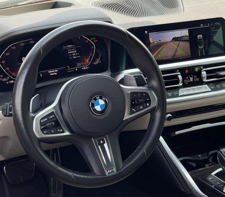Alquilar BMW 430i convertible 2022 en Dubai