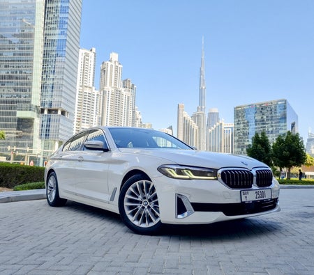 Rent BMW 520i 2022 in Dubai