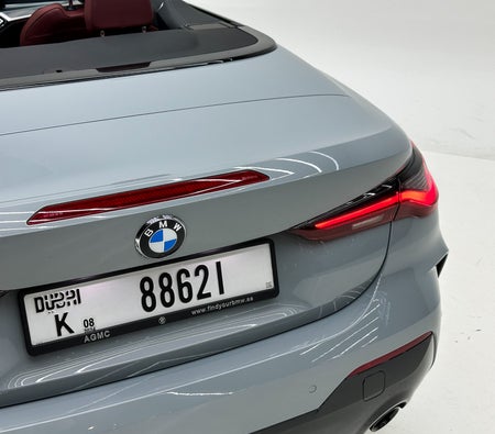 Affitto BMW 430i decappottabile 2024 in Dubai