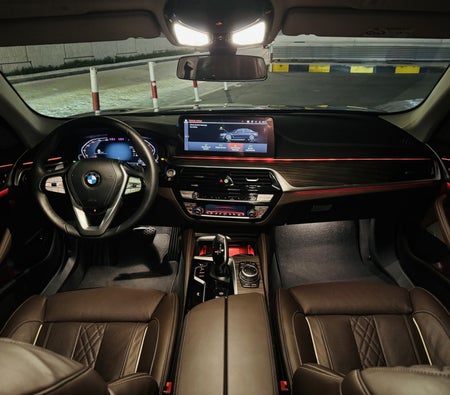 Аренда BMW 530i 2023 в Дубай