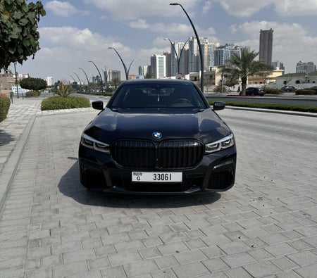 Location BMW Kit 740Li M 2021 dans Dubai