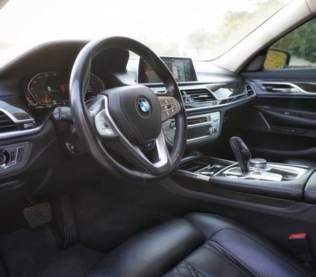 Location BMW 740Li 2020 dans Dubai