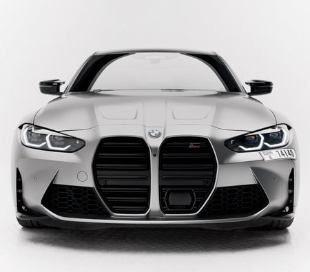 Kira BMW M3 Yarışması 2021 içinde Dubai