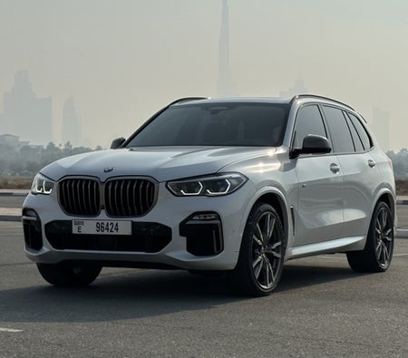 Kira BMW X5 M50i 2021 içinde Dubai