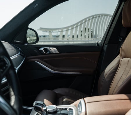 Rent BMW X7 M-Kit 2022 in Dubai