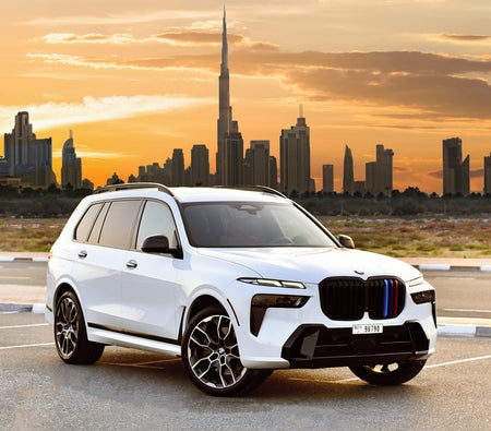 Kira BMW X7 2023 içinde Dubai