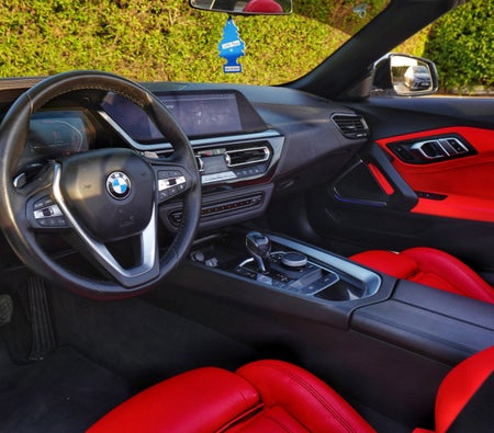 Alquilar BMW Z4 2019 en Dubai