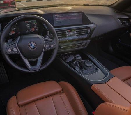 Location BMW Z4 2021 dans Dubai