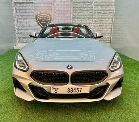 Location BMW Z4 2022 dans Dubai
