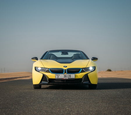 Kira BMW i8 2019 içinde Dubai