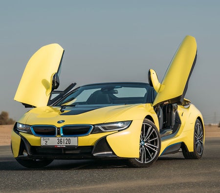 Kira BMW i8 2019 içinde Dubai