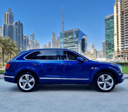 Location Bentley Bentayga 2019 dans Dubai