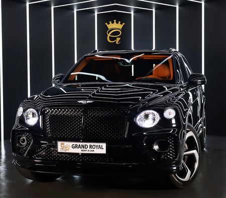 Alquilar Bentley Bentayga 2022 en Dubai