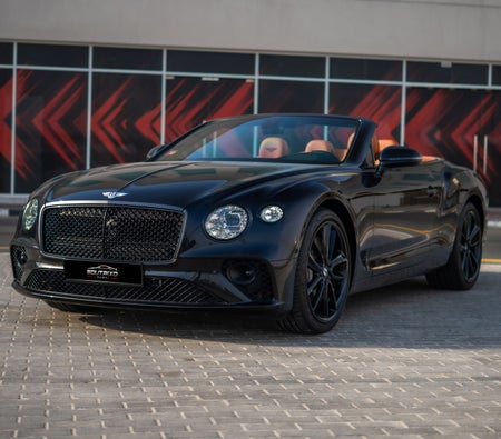 Affitto Bentley Continental GT decappottabile 2022 in Dubai