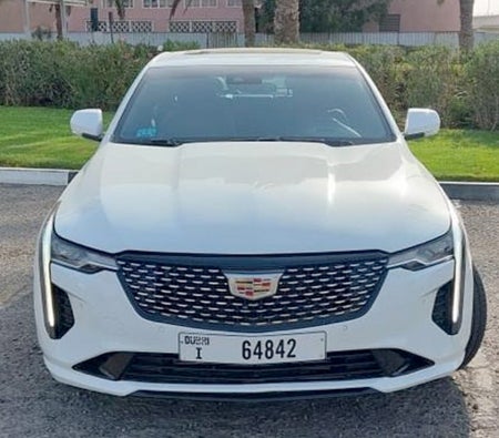 Cadillac CT4 2021