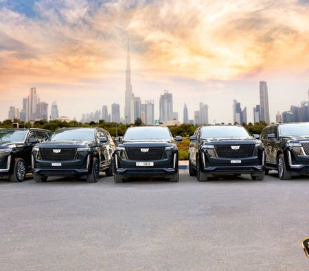 Huur Cadillac Escalade Platinum Sport 2022 in Abu Dhabi