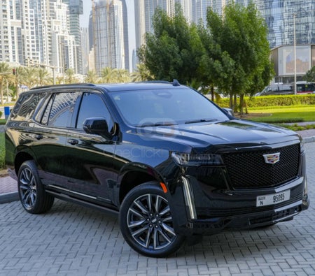 Huur Cadillac Escalade Platinum Sport 2022 in Dubai