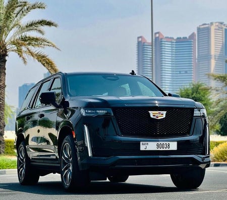 Alquilar Cadillac Escalade Platinum Sport 2023 en Dubai